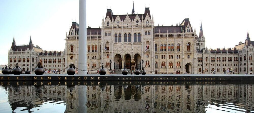 Plaza Kossuth Lajos Budapest